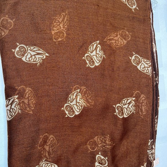 🦉 Brown Viscose Scarf with Owls – Soft & Playful - Picture 1 of 4